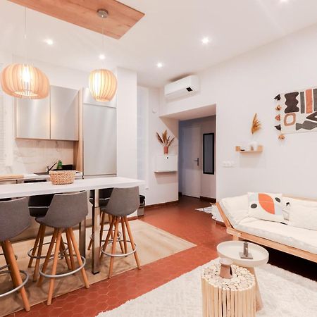 Suite Nomade - Vieux Nice - 2 Chambres - Wifi - Ac - 5 Min Des Plages - 30 Min De Cannes Et Monaco Buitenkant foto